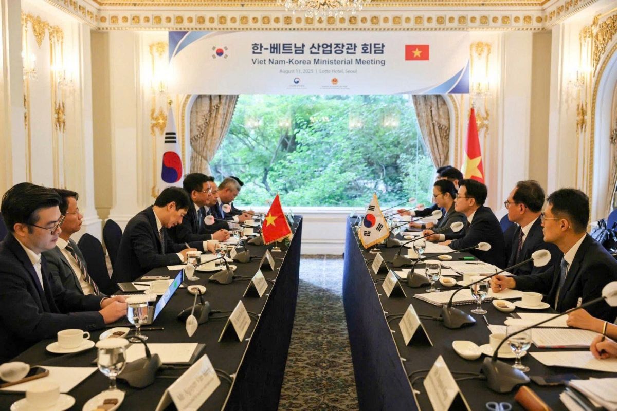 Vietnam and RoK boost cooperation on nuclear power development